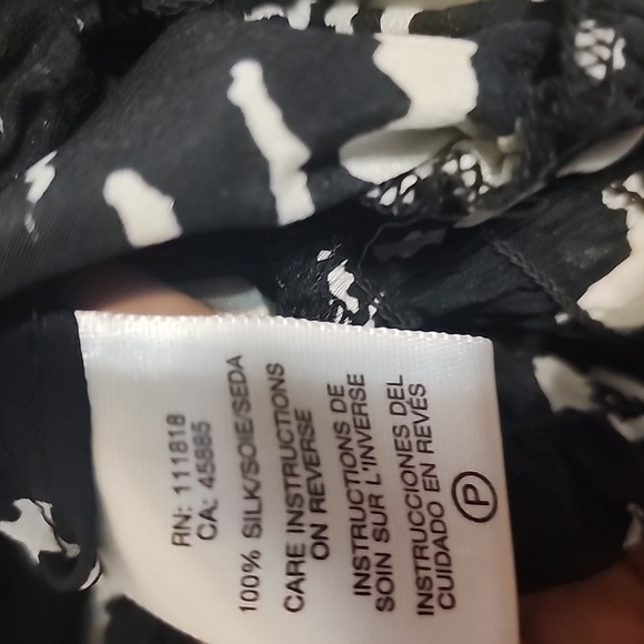 Michael Kors Silk Top - Picture 4 of 4